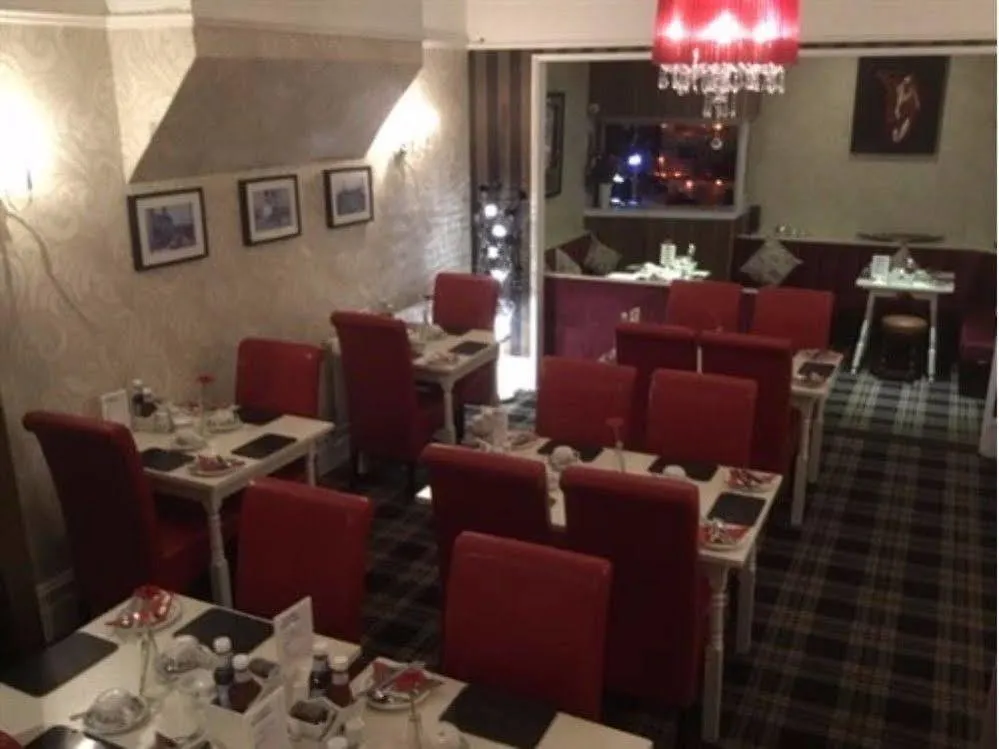 Benson Hotel - Small Families & Couples Only Blackpool 3*,